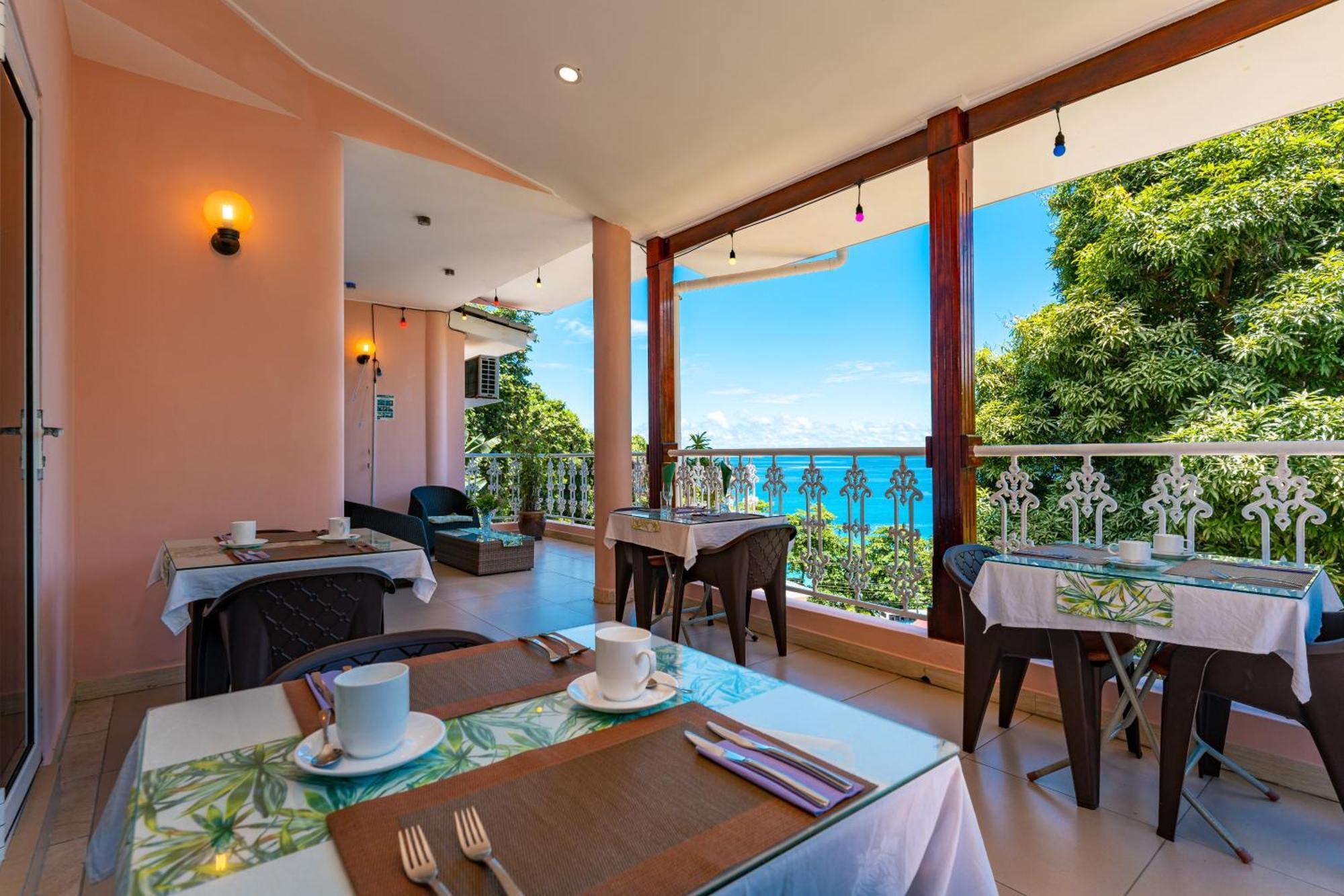 Glacis Heights Villa Bagian luar foto