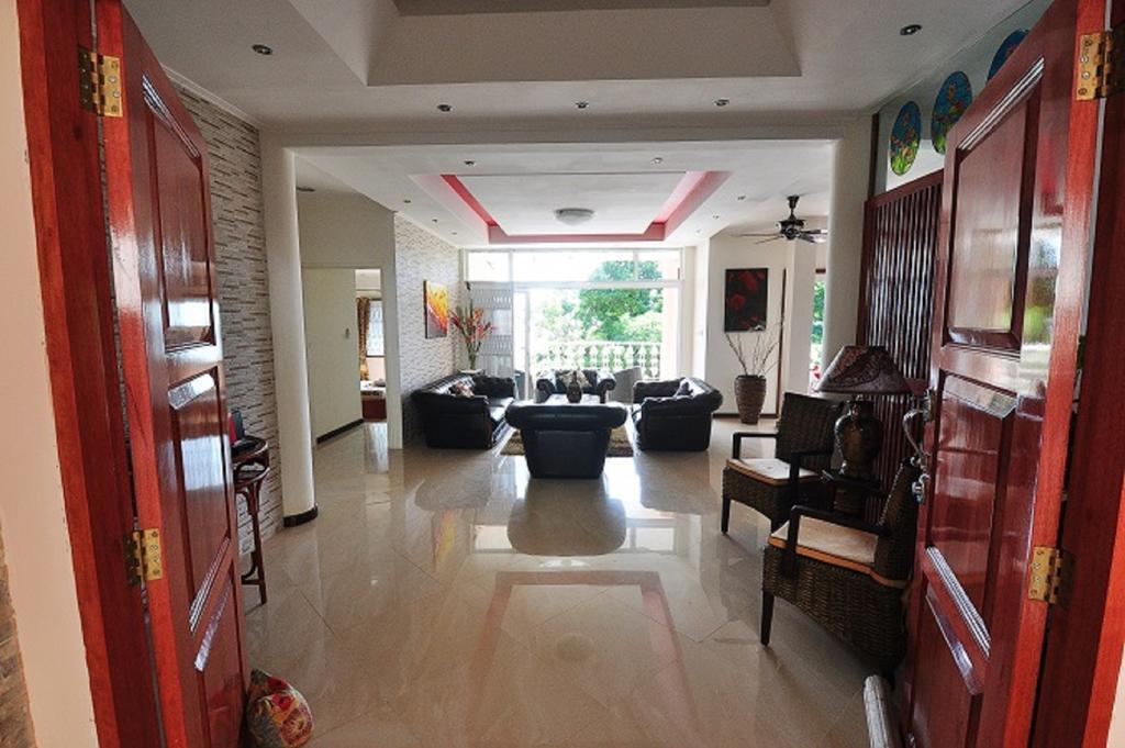 Glacis Heights Villa Bagian luar foto