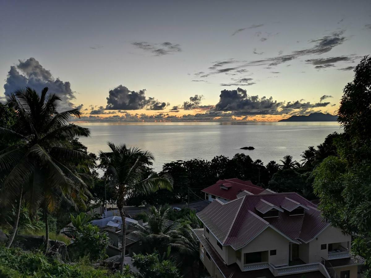 Glacis Heights Villa Bagian luar foto